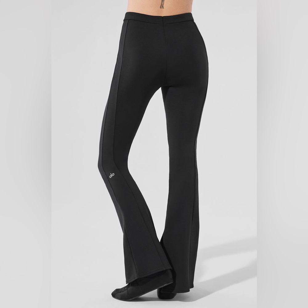 ALO High Waist Zip It Flair EUC Black - Picture 8 of 16